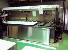 ステンレス板切断