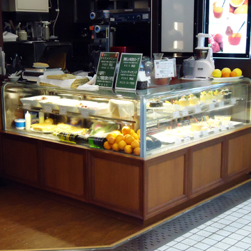 カフェ 喫茶店 業務用冷蔵ショーケースの製造販売 及川工業